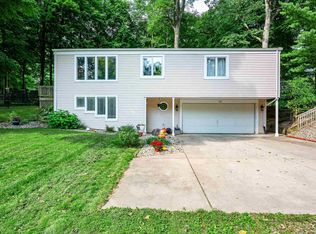 1360 W Dogwood St, Warsaw, IN 46580