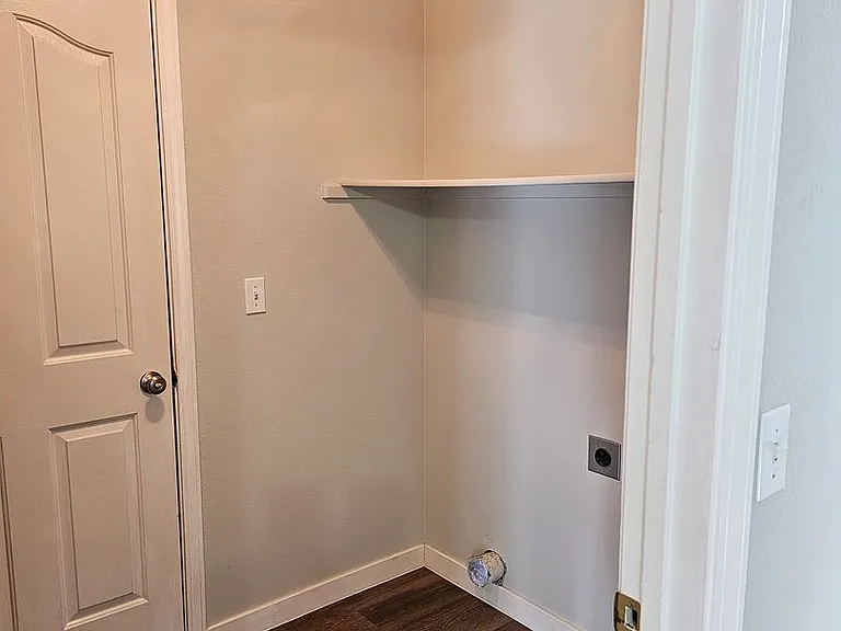 3328 S Malad Dr — Photo 20