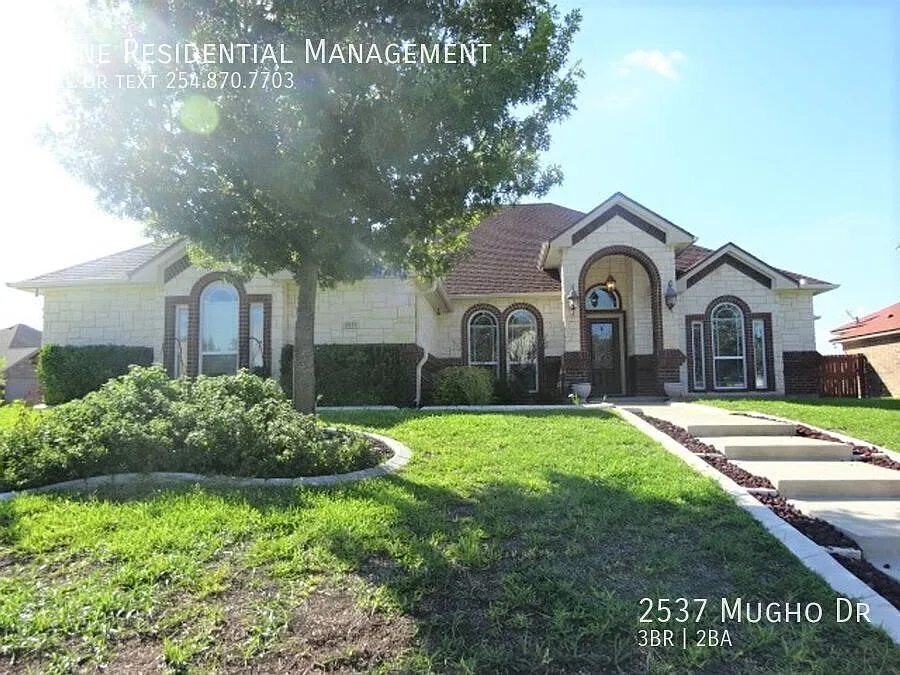 Building Photo - 2537 Mugho Dr