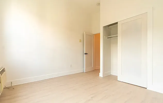 Rented by R New York | media 3