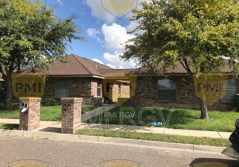 1st image of 1507 E Coyote St #A