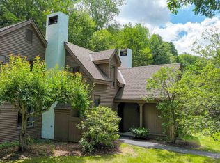 807 Murphys Rd #7D, Hartford, VT 05047