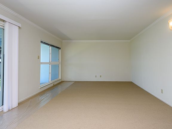 4th image of 3335 Los Prados St