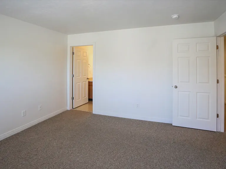 Garden View Townhomes — Photo 10