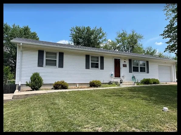 903 Lawndale Dr, Macon, MO 63552