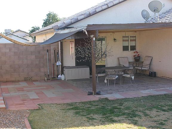 3rd image of 7126 N 41st Ln