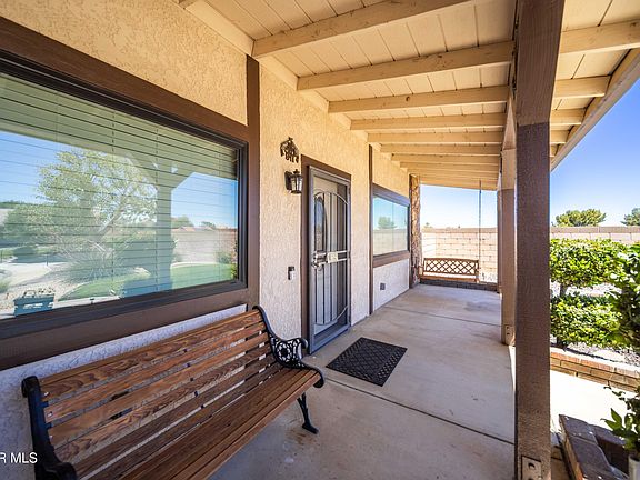 4th image of 42301 Woodstone Ln