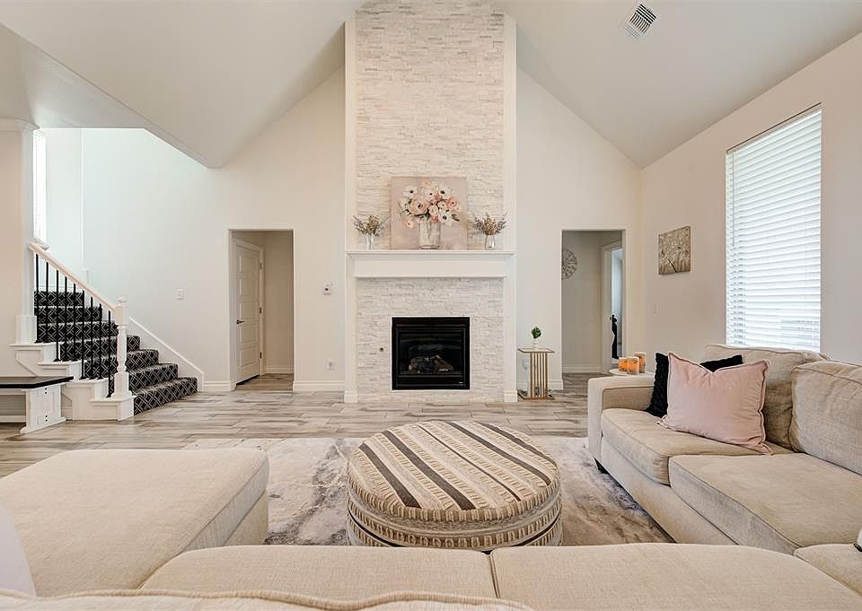 e＊mama 15924 Redstem Way, Edmond, OK 73013 | Zillow