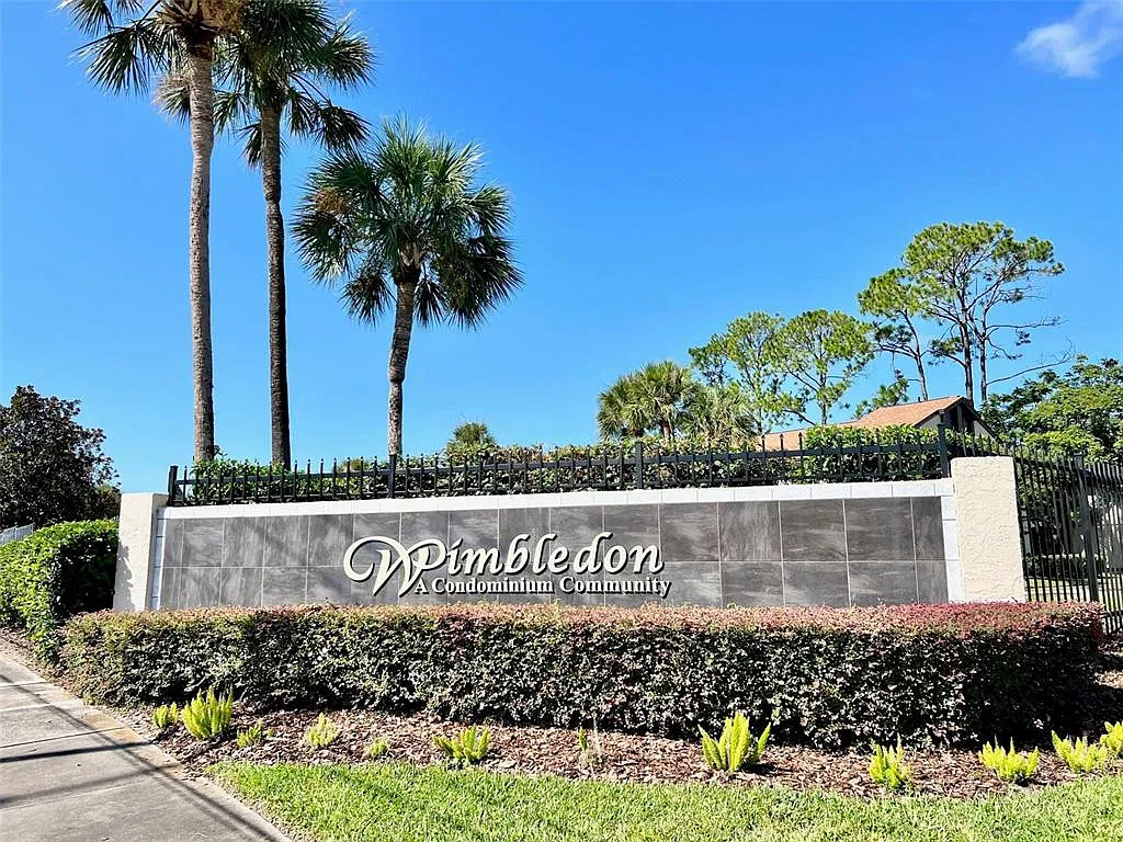 2 bed, 2.0 bath, 1070 sqft, $1,750 — Photo 2