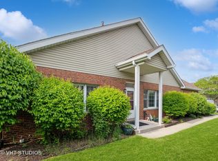 11012 Jodan Dr, Oak Lawn, IL 60453