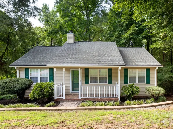 820 Clearview Ct SE, Concord, NC 28025