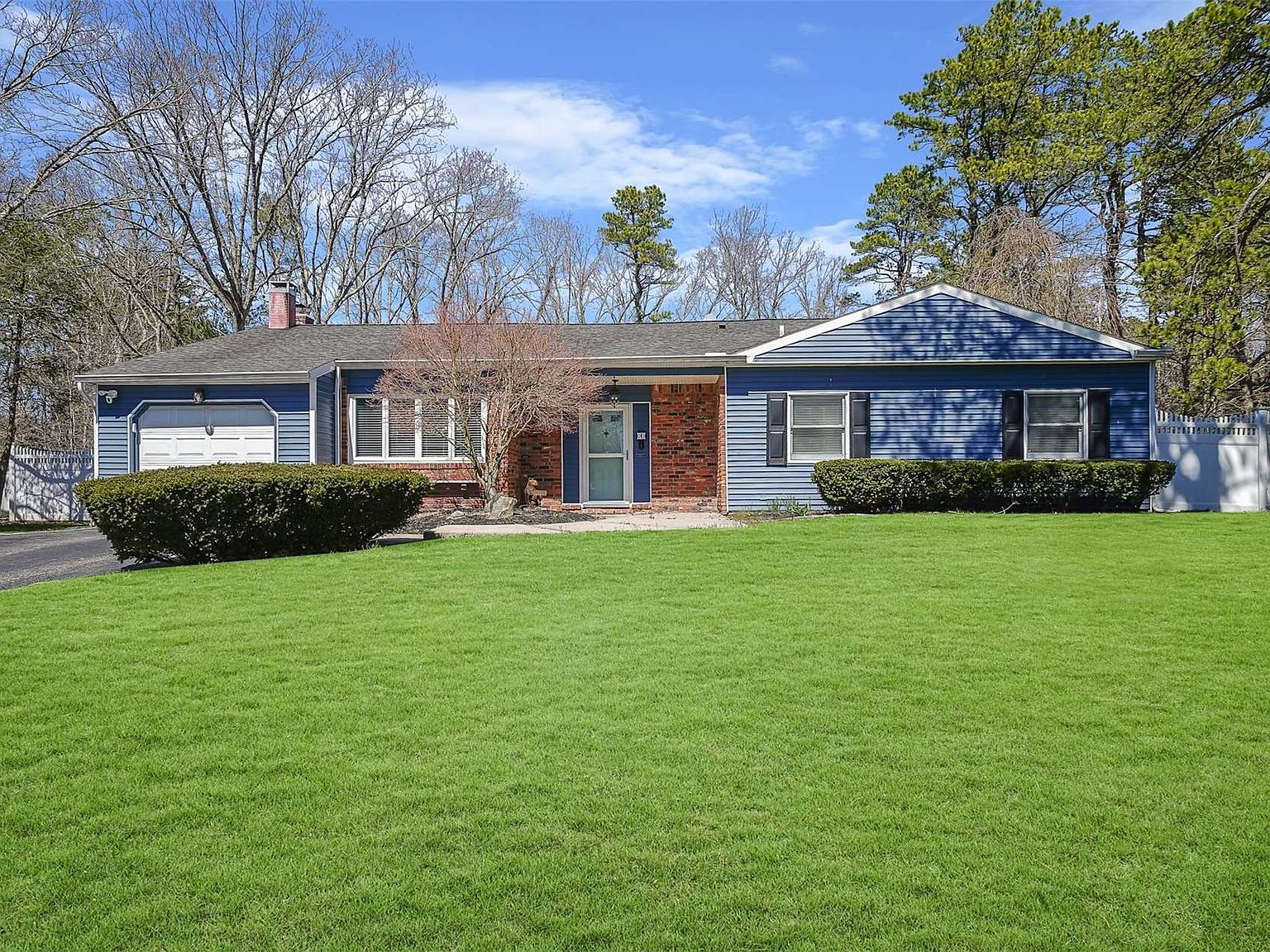 23 Celia Street, Port Jefferson Station, NY 11776 Zillow