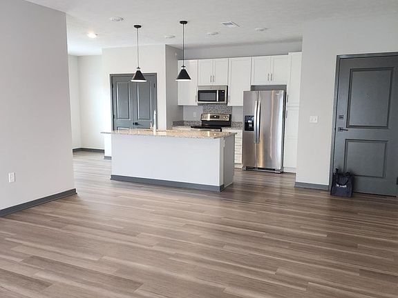 5th image of 7307 N 279th St #1B-1Ba-974Sqft