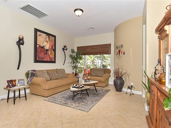 5th image of 8512 Grand Palms Cir