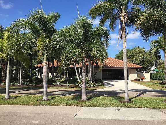 2nd image of 27084 Harbor Dr