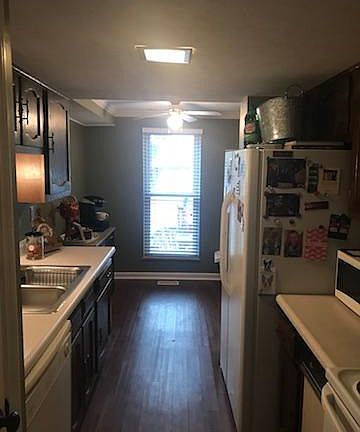 4th image of 928 Woodlyn Dr N