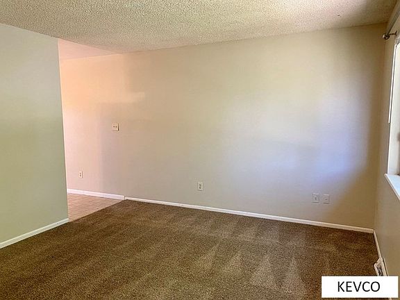 4th image of 2519 W Laurel St