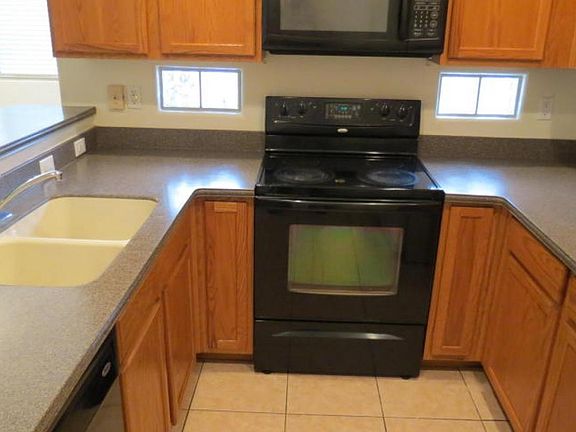 4th image of 8356 N Johnson Dr
