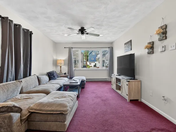 157 Maplewood Ave, Gloucester, MA 01930