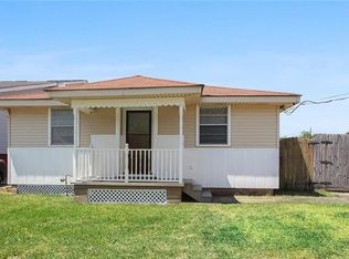 7526 Mackenzie St, New Orleans, LA 70128