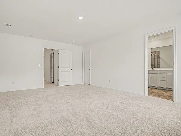 2934 Hickory Field Dr — Photo 17