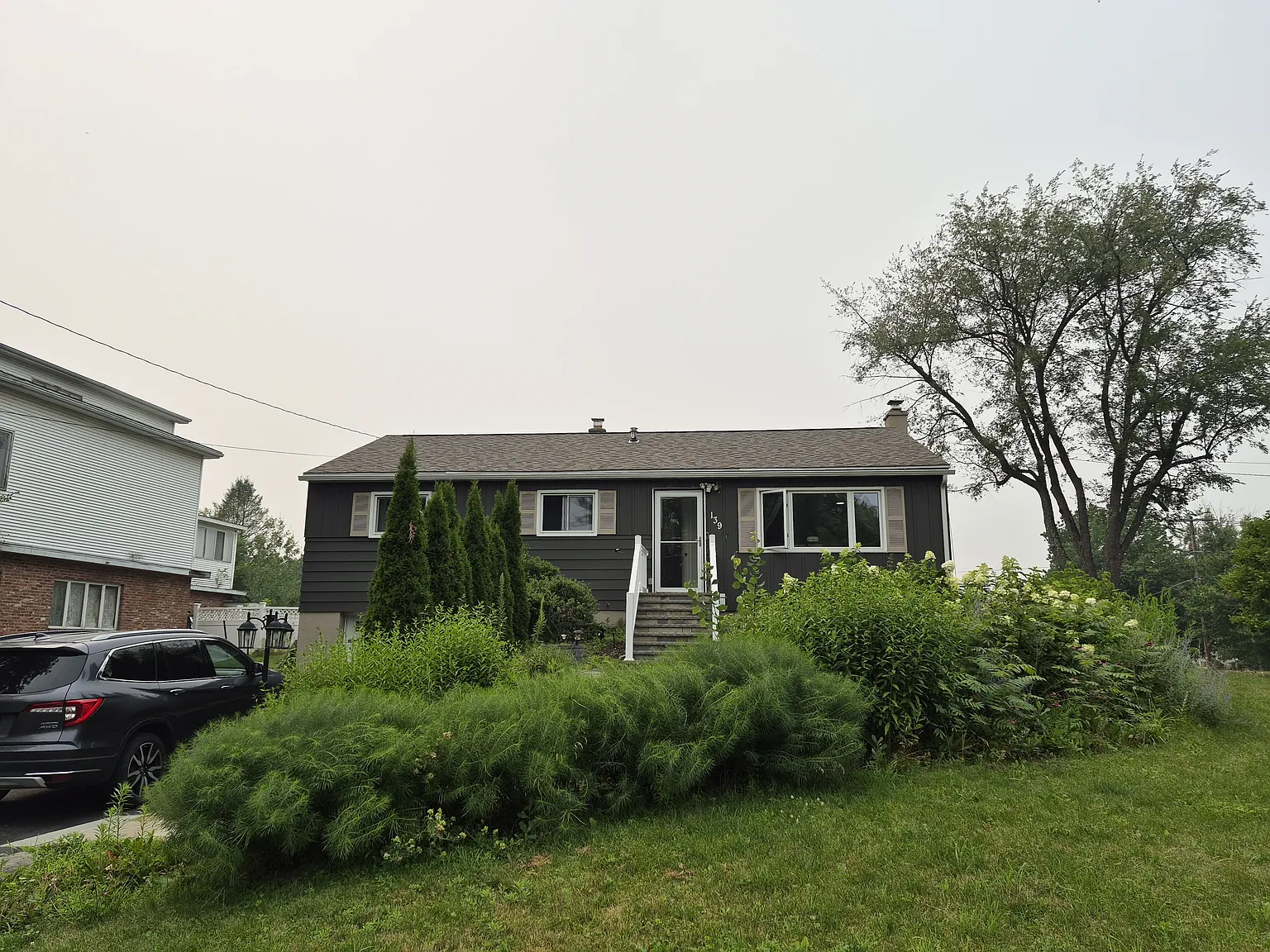 3 bed, 1764 sqft, $2,500 — Photo 2
