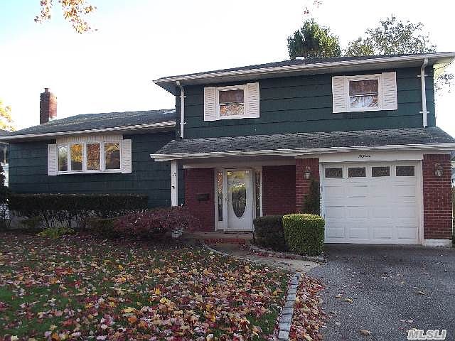 1st image of 15 Kenwood Dr
