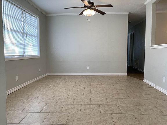 2nd image of 128 6th Ave