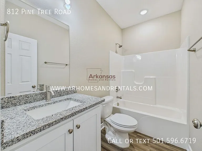 812 Pine Tree Rd — Photo 7