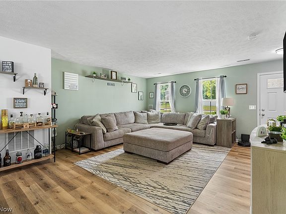 5th image of 3224 Jaber Dr
