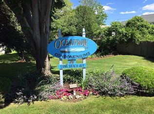 15 Long Beach Ave, York, ME 03909