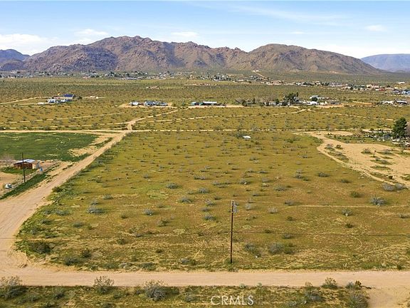 3rd image of 0 Thunderbird Rd #436-192-84