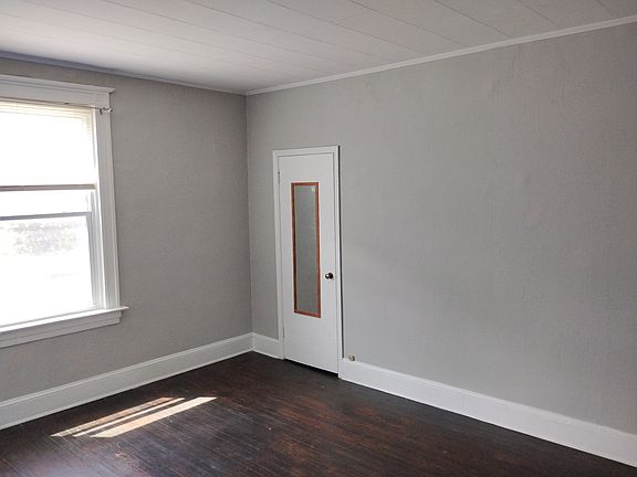 4th image of 6009 Edna Ave #4