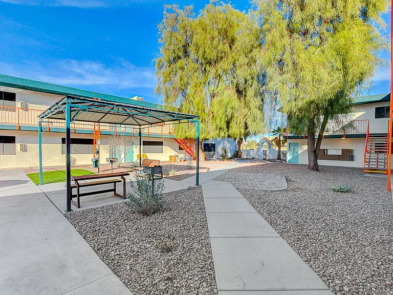ATMO Bruce | Apartments For Rent in Las Vegas, Nevada