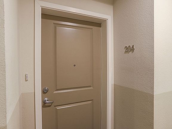 5th image of 1069 Saginaw Ter Unit 204