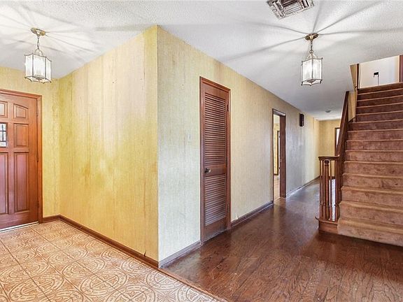 2nd image of 151 Imperial Woods Dr
