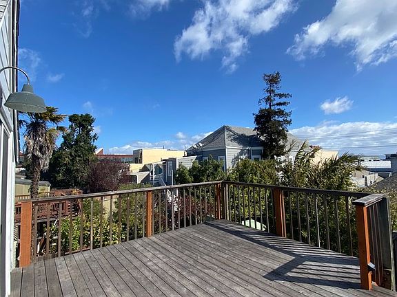 2nd image of 923 Minnesota St
