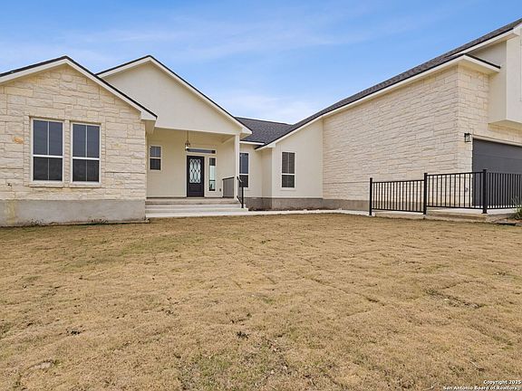5th image of 193 Lake View Circle