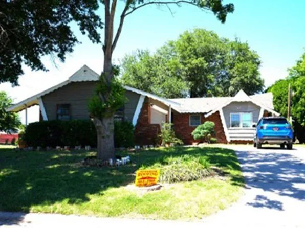 627 SW Sedalia Pl, Lawton, OK 73501