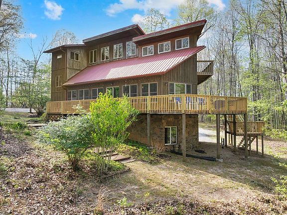 4th image of 701 Gudger Rd