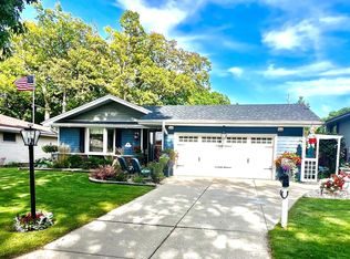 5304 S 8th St, Milwaukee, WI 53221