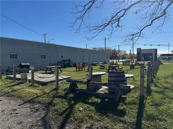 Colorado Ave, Lorain, OH 44052