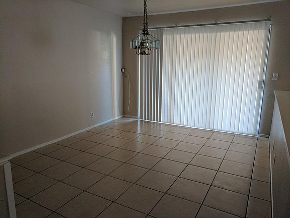 5th image of 4162 Larkwood Ave
