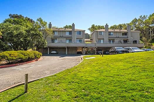 1st image of 5 Corinthian Ct