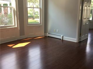 48 Parkway Rd APT 1, Bronxville, NY 10708