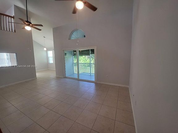 5th image of 1925 Westminster Cir #16-2