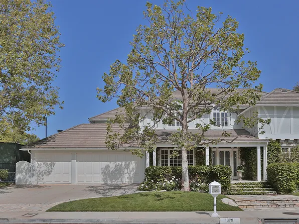 1379 Piedra Morada Dr, Pacific Palisades, CA 90272