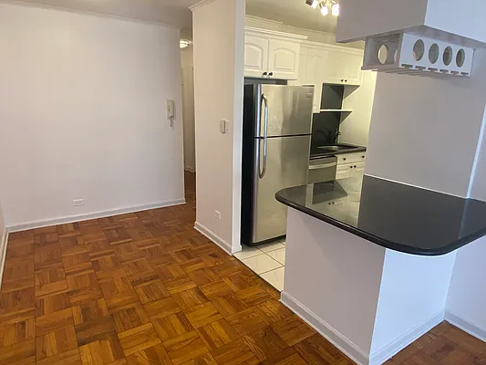 Rented by Akam Sales and Brokerage | media 1