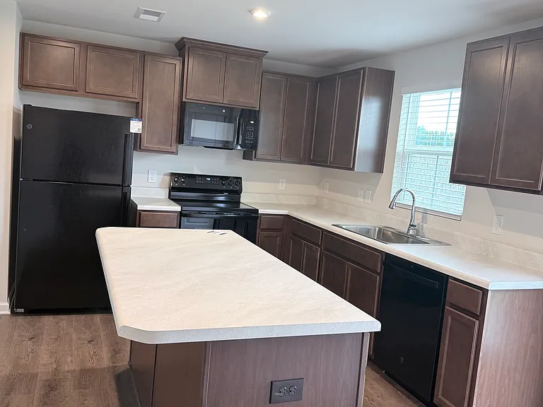 722 Peridot Way — Photo 13