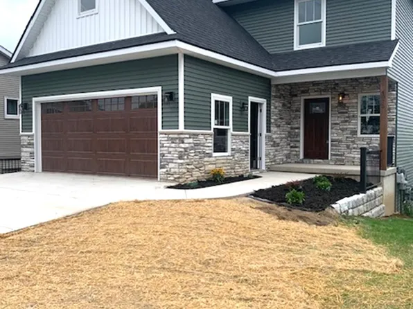 4075 Highcrest Dr, Brighton, MI 48116